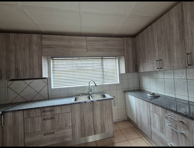 2 BEDROOM GARDEN COTTAGE TO LET IN DALVIEW